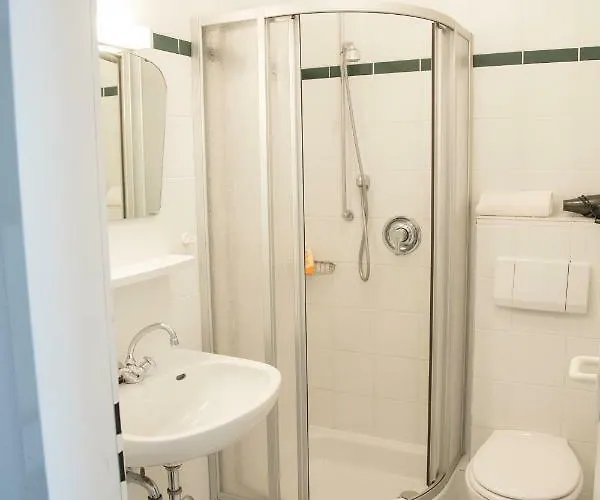 Πανσιόν Gasthof Voss 3*